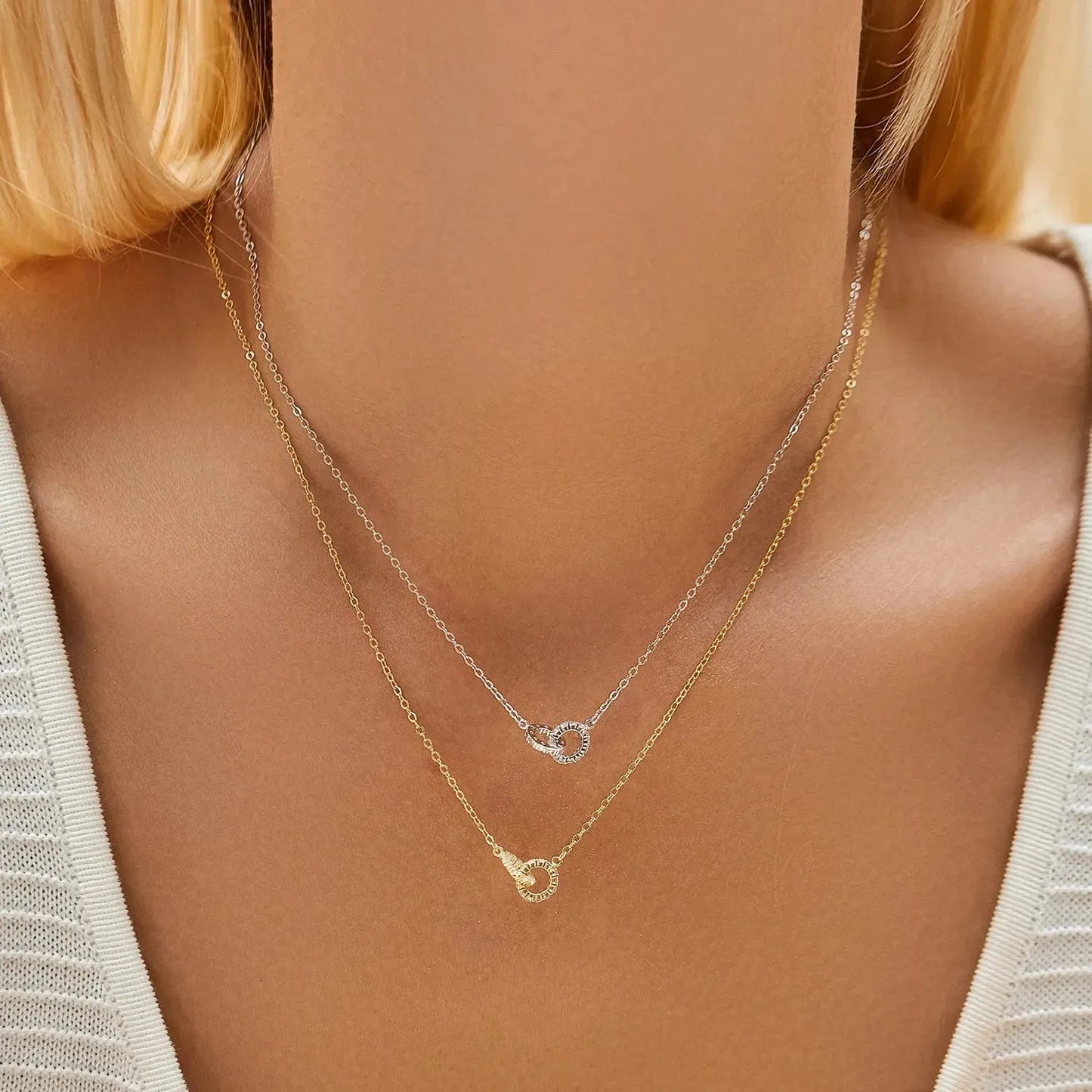 925 Sterling Silver Sparkling Circle Lock Fashion Necklace