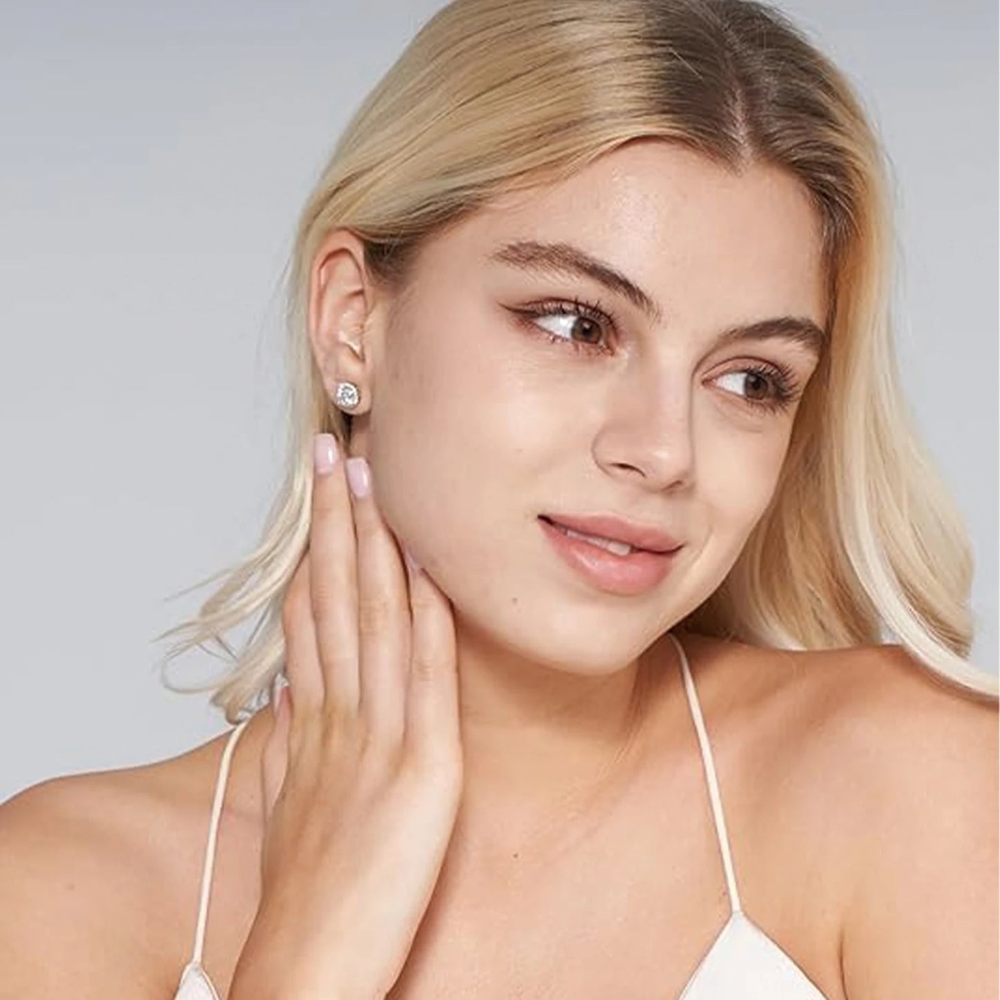 Minimalist Moissanite Threader Earrings – 925 Sterling Silver