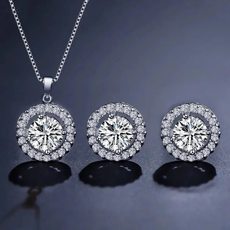 Simple Geometric Round Pendant Necklace Set