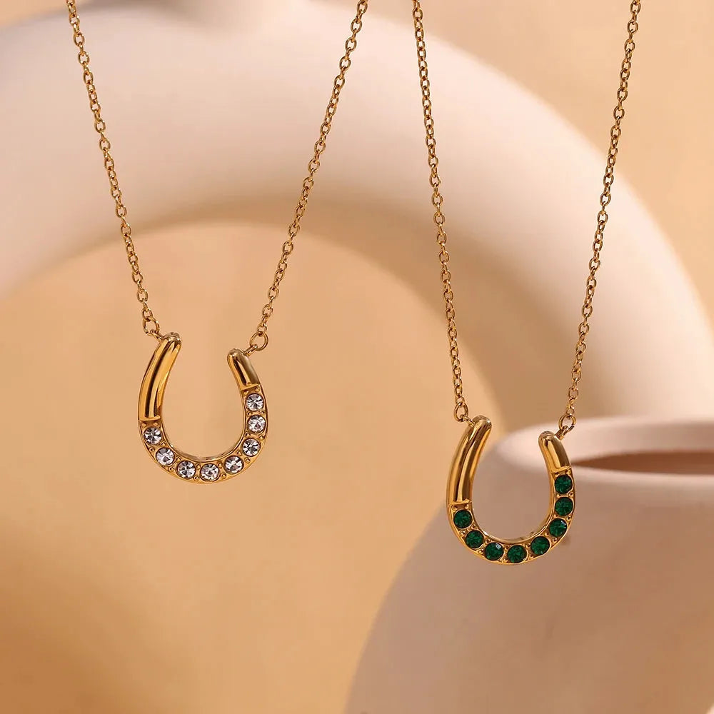 18K Gold Plated Sparkling Horseshoe U-shaped Pendant