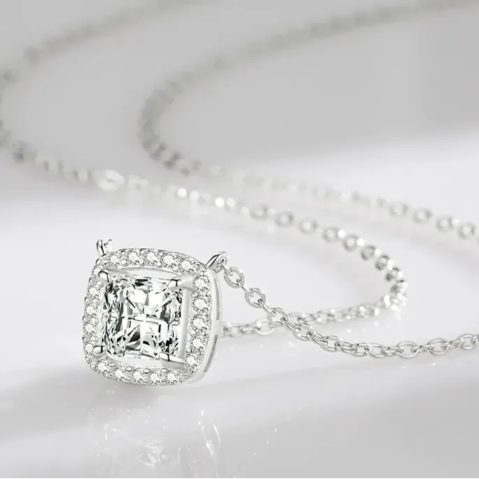 925 Sterling Silver Square Shiny Zirconia Pendant Necklace