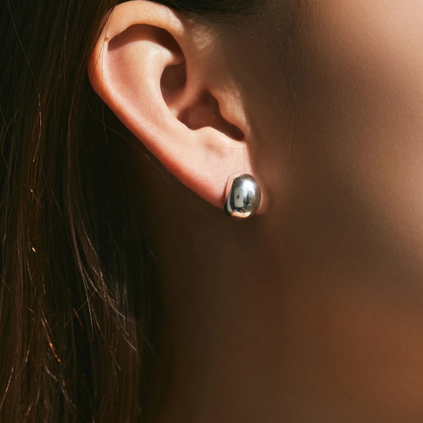 Trendy Minimalist Oval Mirror Stud Earrings