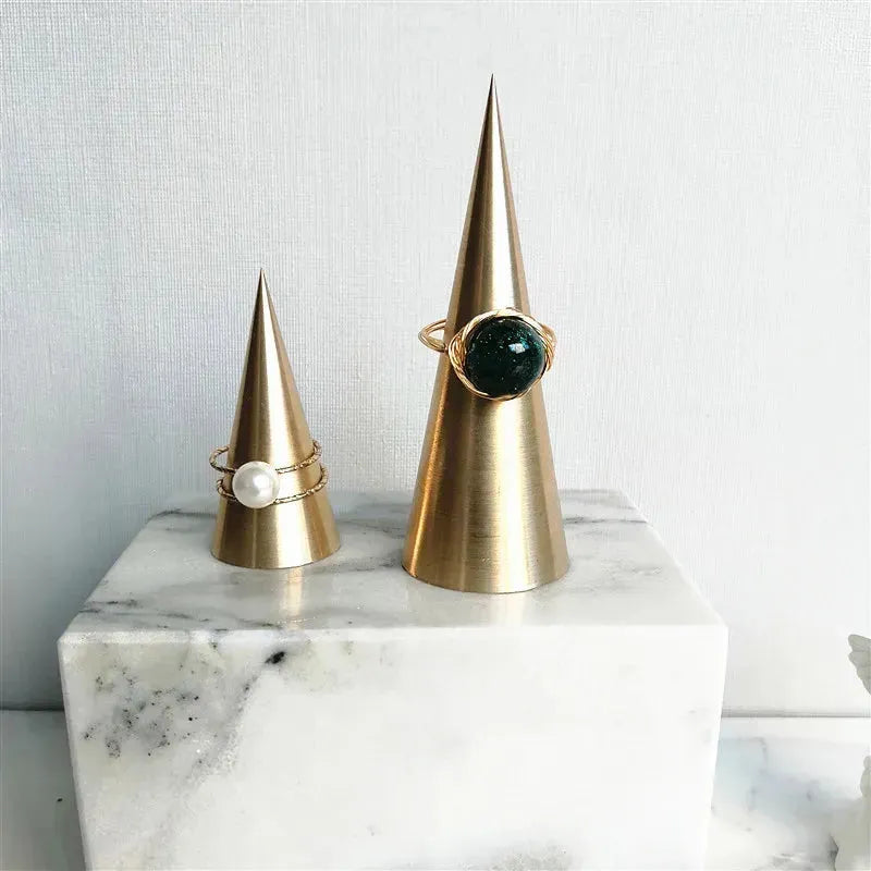 Metal Ring Holder Display Stand